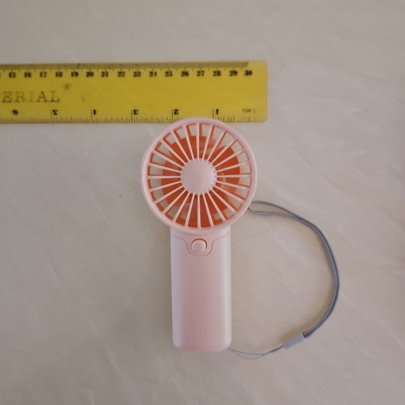Mini handheld fan - new in box - Picture 5 of 5